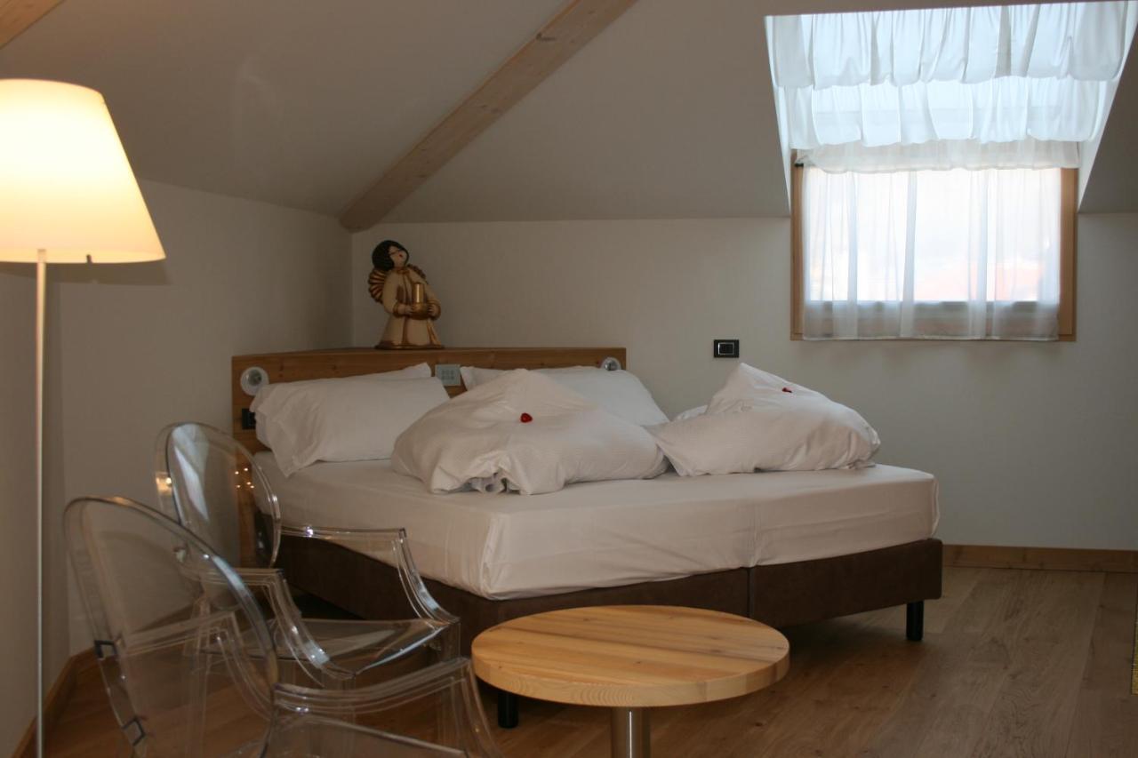 Hotel Orso Grigio กาวาเลเซ ภายนอก รูปภาพ